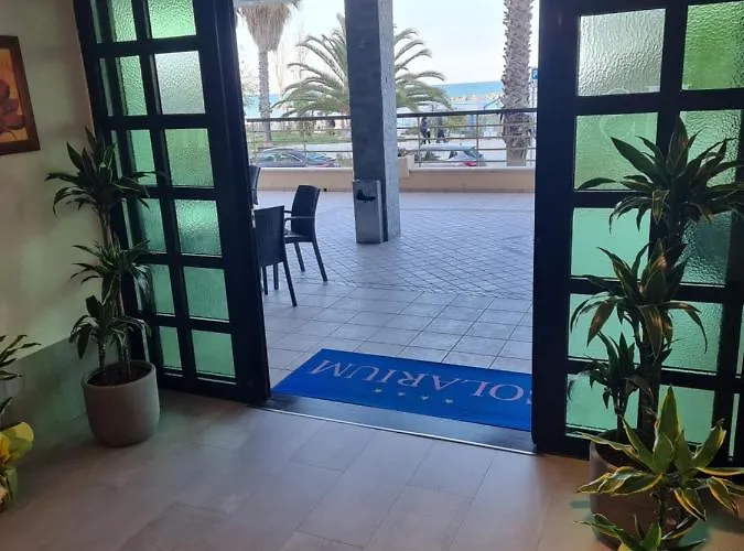 Отель Solarium Сан-Бенедетто-дель-Тронто