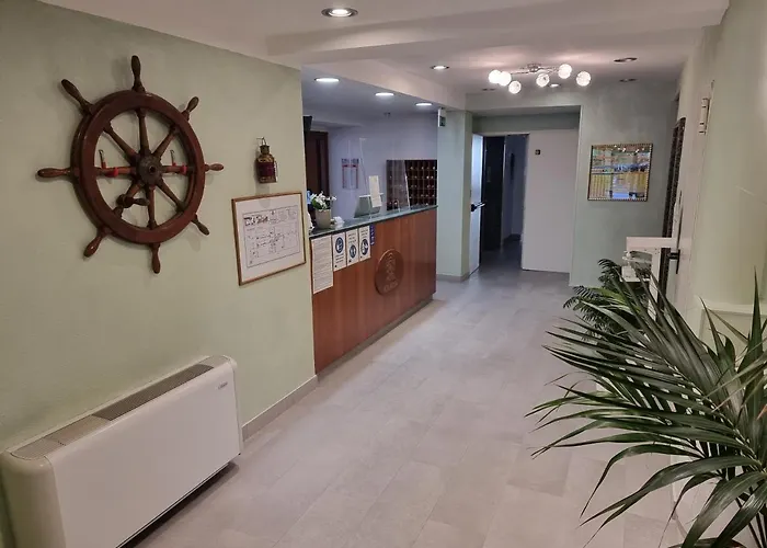 Отель Solarium Сан-Бенедетто-дель-Тронто